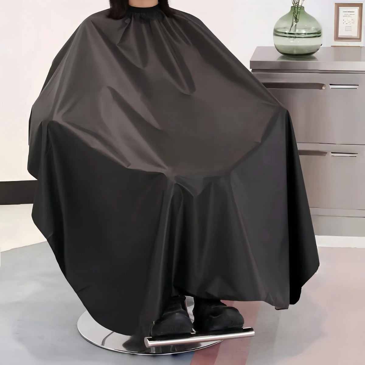 Black Salon Barber Cape for Men Women Hair Cutting Cape Hairdressing Cape Hair Cut Apron Hair Shampoo Dye Tools Accessories