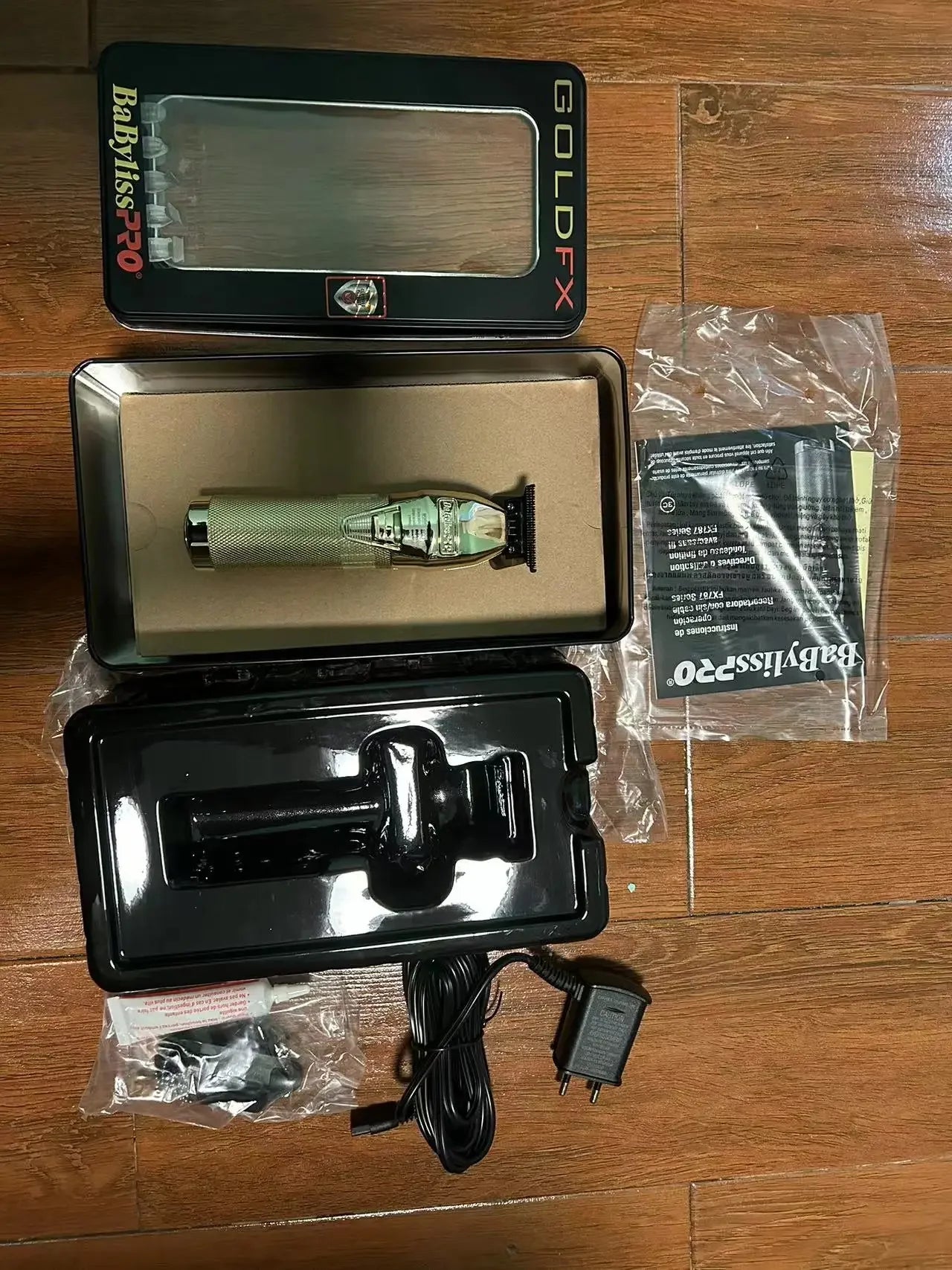 Original  Wahl Hair Clipper for Barbers, 5-Star Series, Cordless Hair Clipper, Magic Clip  & Detaliers & Vanish